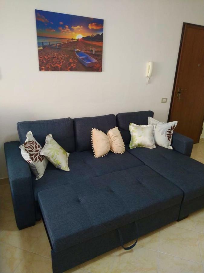 Eva's Apartment
